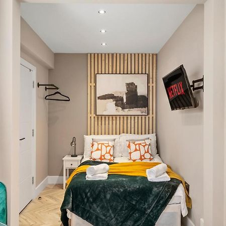 לונדון Cosy Heathrow Studios - Parking - Garden מראה חיצוני תמונה